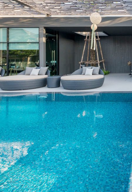 Nirvana ICON-Nirvana Icon Pinklao- สระว่ายน้ำระบบเกลือขอบน้ำล้น